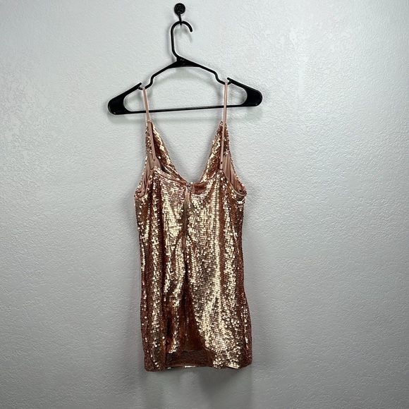 Misguided Women’s Sequin Cowl Neck Women Mini Dress Rose Gold Party Dress Sz 10 - Picture 6 of 8